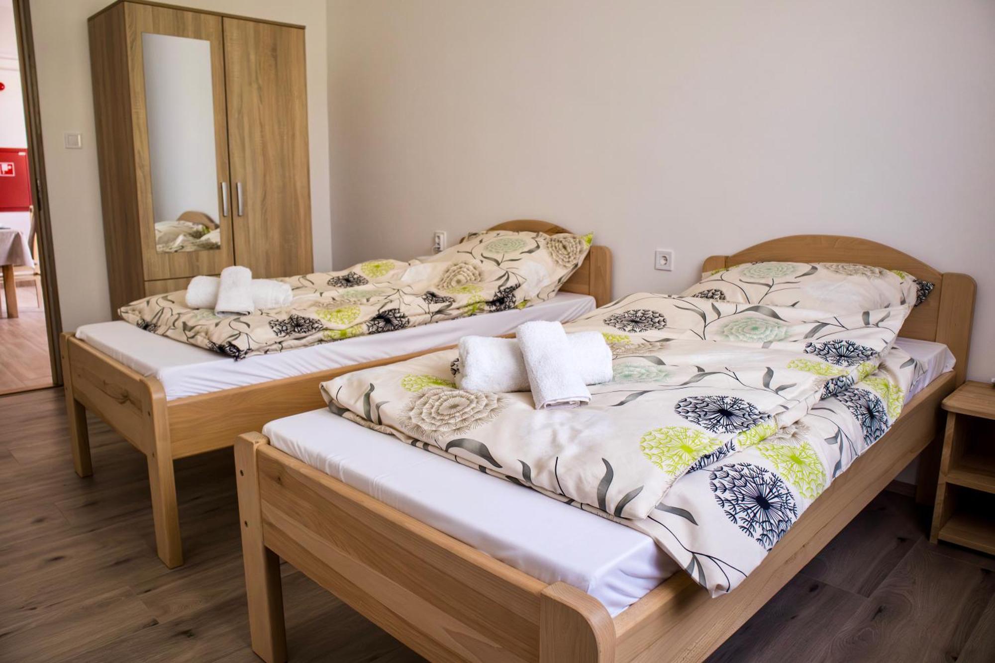 Izisz Apartman Matraterenye Extérieur photo
