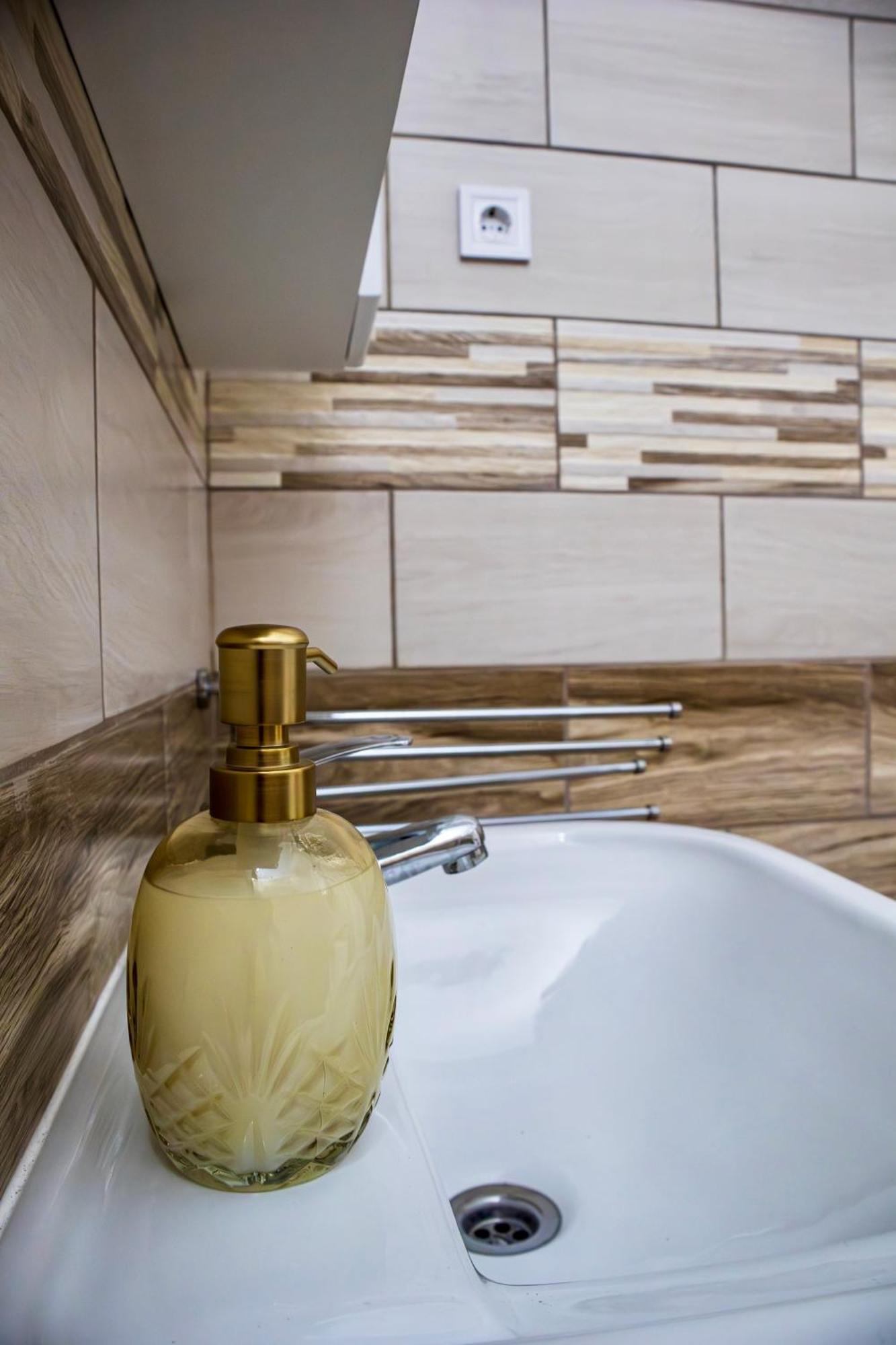 Izisz Apartman Matraterenye Extérieur photo