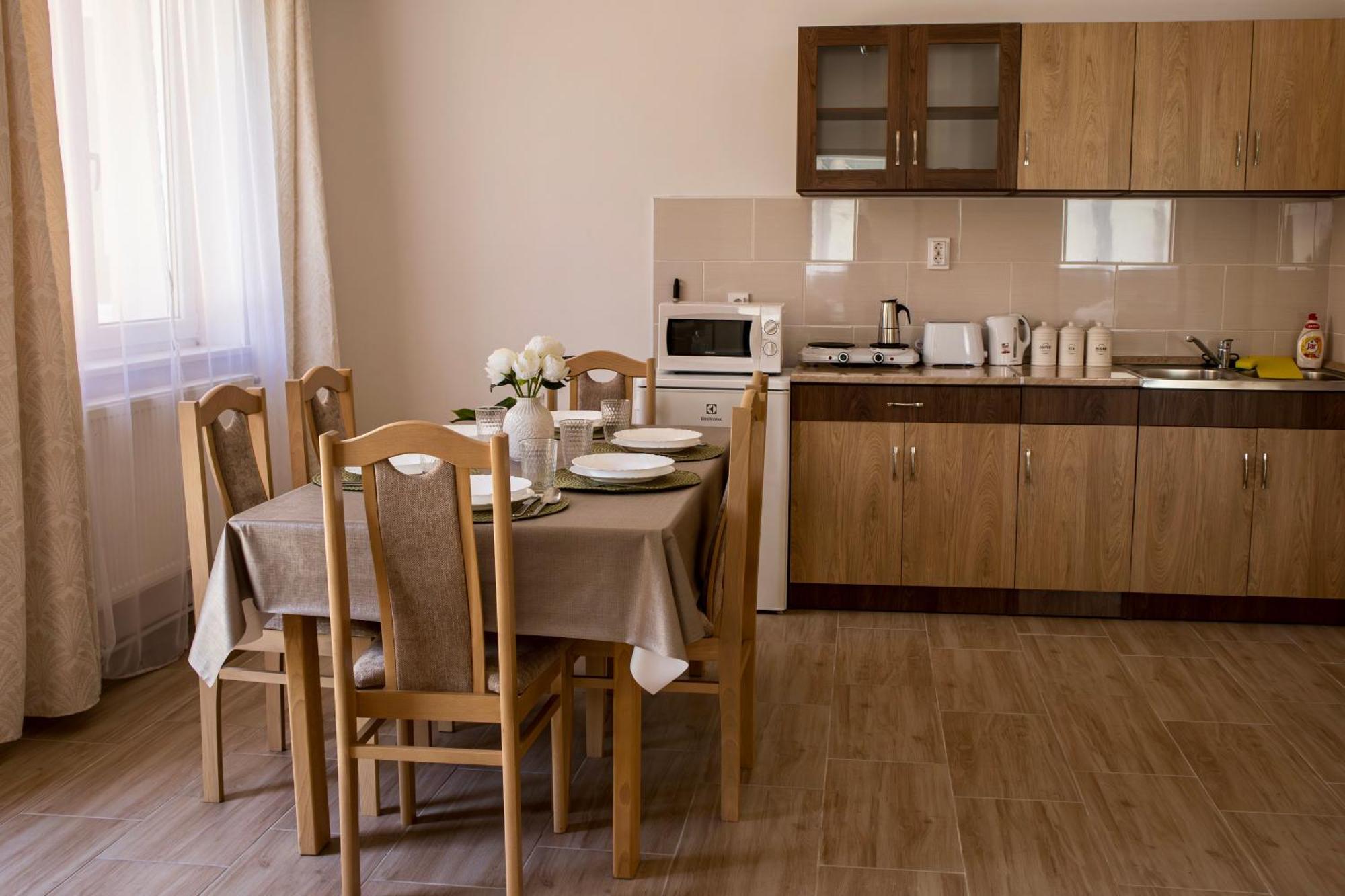 Izisz Apartman Matraterenye Extérieur photo